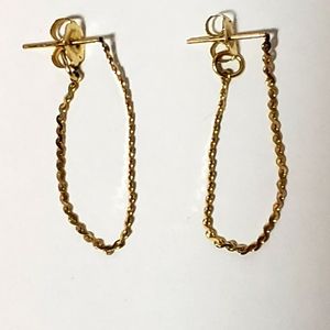 Modern 14 K P(plum) gold chain hoop earrings